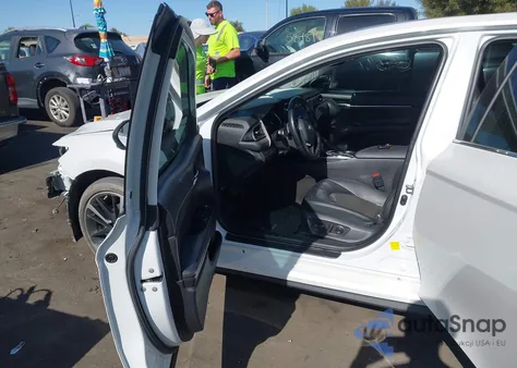 2019 Toyota Camry Xse z USA, uszkodzony, nr VIN 4T1B61HK2KU828450